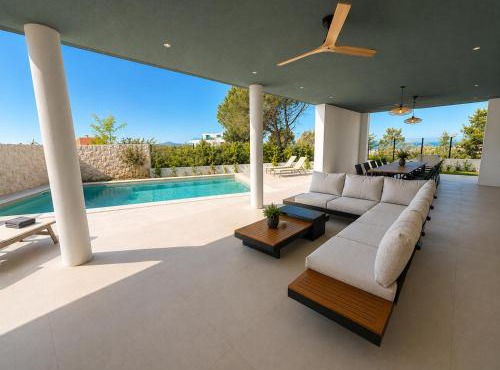 New Feel Good Villa Sunset -heated pool in Zadar
