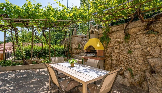 Nice apartment for 5 people with WIFI, A/C, TV, terrace and panoramic view