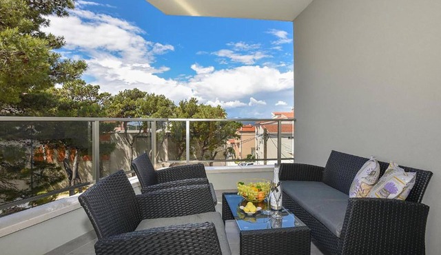 Nice apartment in Makarska with WiFi in Makarska