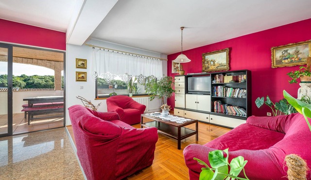 Nice apartment in Vrsar with WiFi in Vrsar