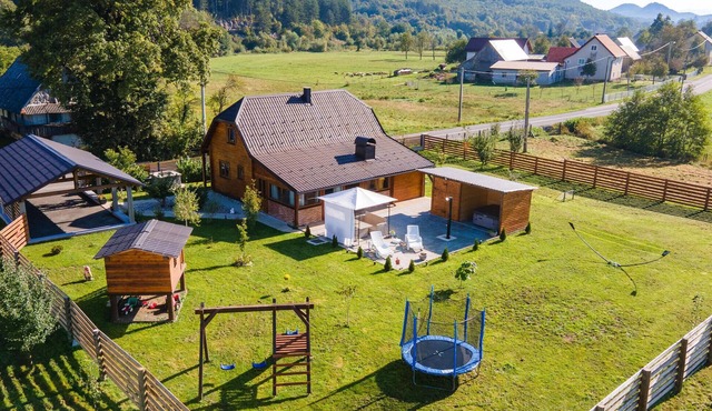 Nice home in Gornje Pazariste with sauna in Gornje Pazariste