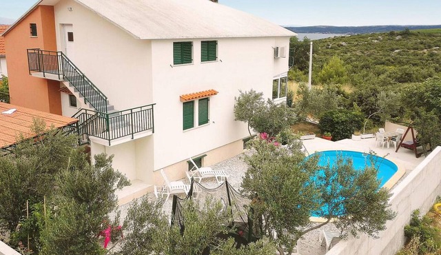 Nice home in Kastel Novi