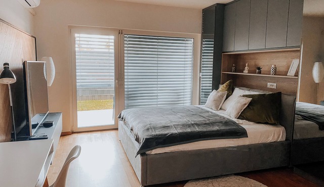 Oasis of Energy - Modern Studio w/Terrace & Free Parking, near City Center in Ljubljana
