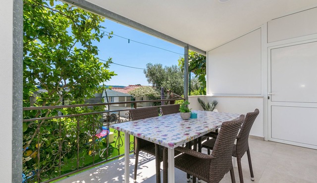 One bedroom apartment with terrace and sea view Kaštel Štafilić, Kaštela (A-21948-c) in Kaštel Štafilić