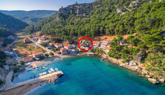One bedroom apartment near beach Cove Vela Stiniva, Hvar (A-6864-b) in Zastražišće