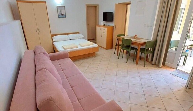 One bedroom apartment with terrace in Neum