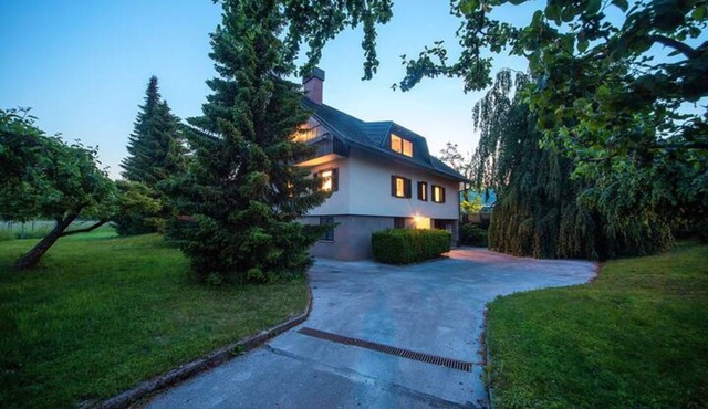 Orchard Villa, Lakes Bled and Bohinj in Bled