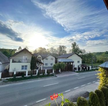 Pensiunea Casa Godja in Văleni