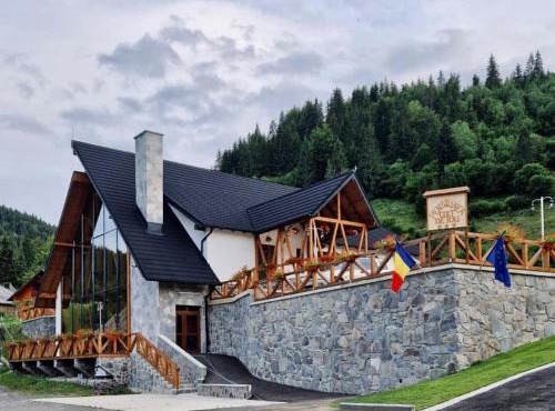 Pensiunea Colț de Rai in Dămuc