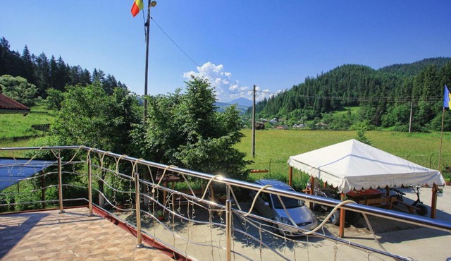 Pensiunea Paradiso in Poiana Teiului
