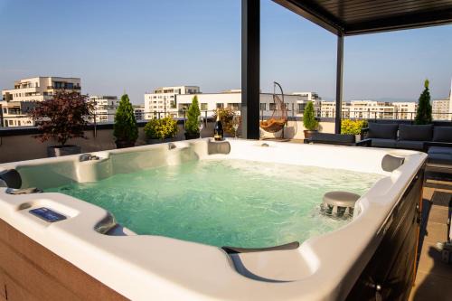 Penthouse Eliza - Coressi in Braşov