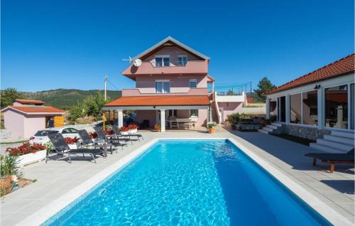 Pet Friendly Home In Neoric in Neorić