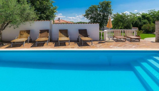 Pied-A-Terre by Interhome in Umag/Čepljani