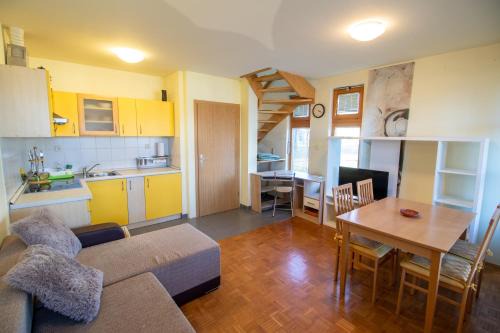 POČITNIŠKI APARTMAJI - Relax apartment in Banovci in Veržej