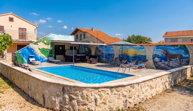 Pool & Jacuzzi Home NadaLina, Pirovac, Croatia in Pirovac