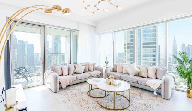 Regal 3BR+Maid w/Burj Khalifa View Balcony in Dubai