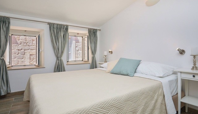 Room Annette - One Bedroom Apartment, Sleeps 2 in Dubrovnik