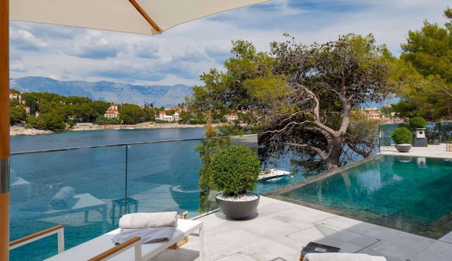Rovinj, new villa with pool