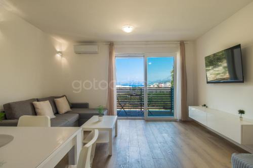 Sea View Apartments Pezze in Makarska