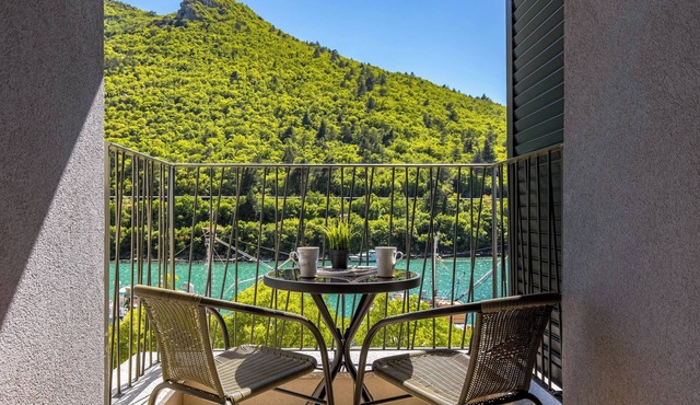 Sea-View Balcony Apt Green Zone, Plomin, Croatia in Plomin