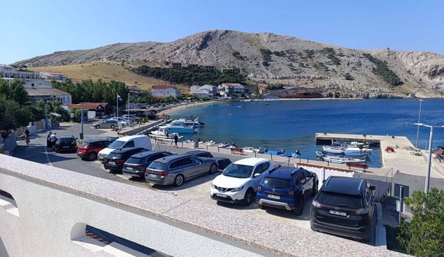 Seafront apartment Valla 3 in Metajna