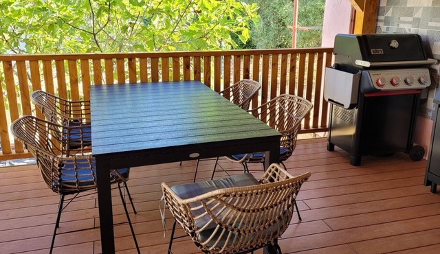 Seaside holiday house Mirca, Brač (K-25279)