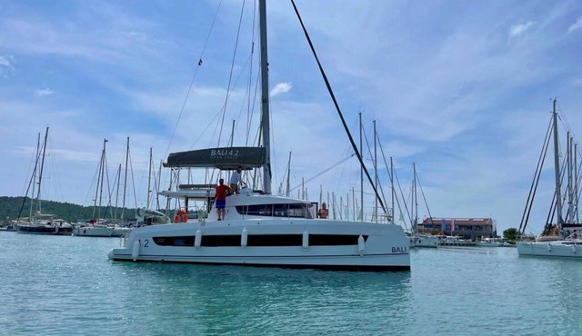 Sibenik Sun-soaked Sailing: A Luxurious Croatian Voyage