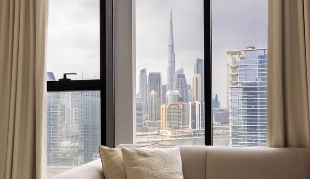 SIMPLY COMFORT Upside Living Business Bay Stunning Panoramic Burj Cityline Views in Dubai