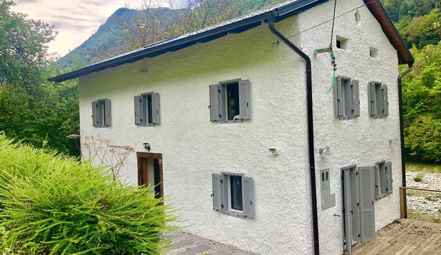 Soca Area - Restored cottage on the Idrijca river in Slap ob Idrijci