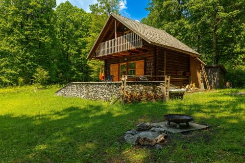 Somova gora chalet in the woods in Kočevje