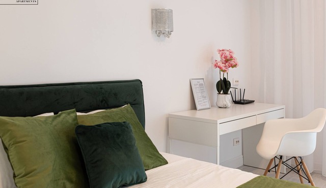 Spacious Studio for 4 Near Metro in București
