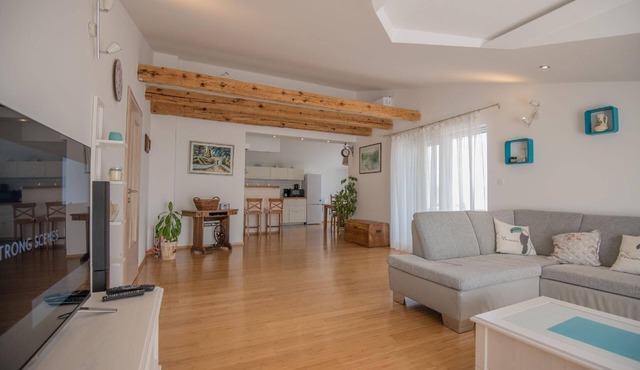 Spacius Villa, Heated Pool near Makarska and Split