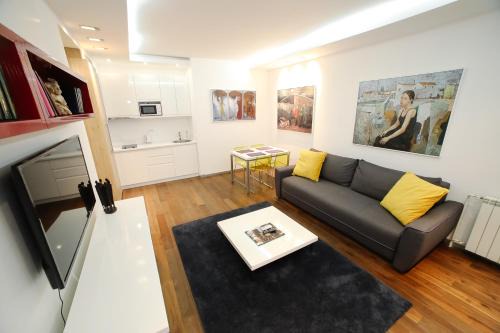 STATUS Superior Apartments in Belgrade