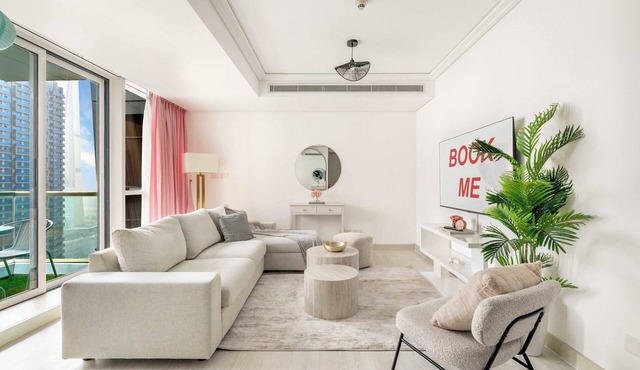 StayShort - Stylish 2-Bedroom in JLT That Sleeps 6 Comfortably in JLT