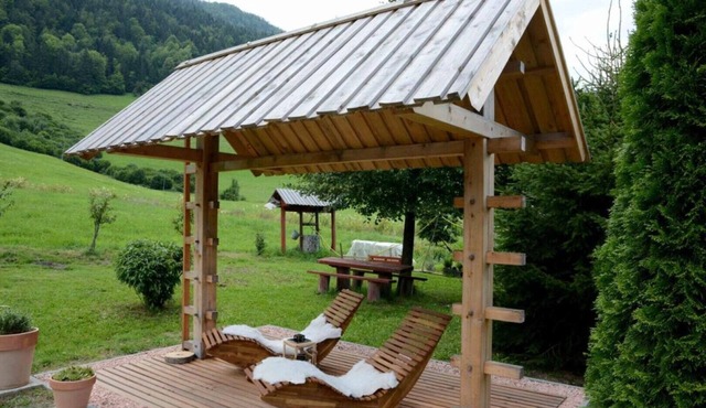 Studio ALPIKA- surrounded by nature in Luce