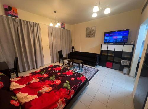 Studio Apartment Dxb HomeX in Dubai