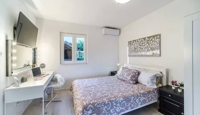 Studio flat with air-conditioning Milna, Brač (AS-27445-a)