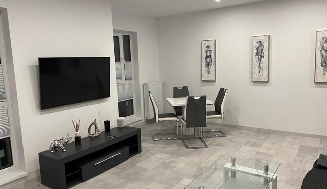 Stunning 2-Room Penthouse with Lakeview W11 in Bucharest