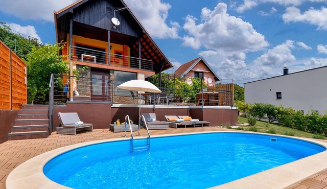 Stunning home in Sveti Ivan Zelina with sauna