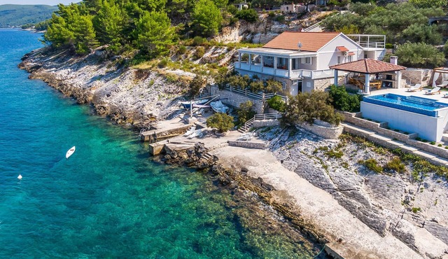 Stunning home in Blato in Blato