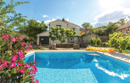 Stunning Home In Slivno in Slivno