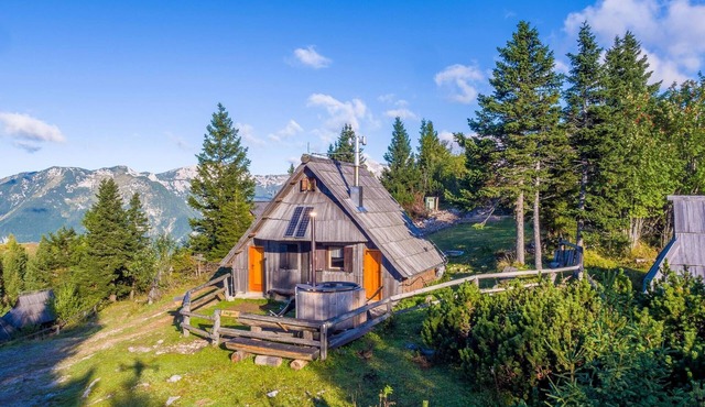 Stunning Views - Chalet Encijan - Velika Planina in Stahovica