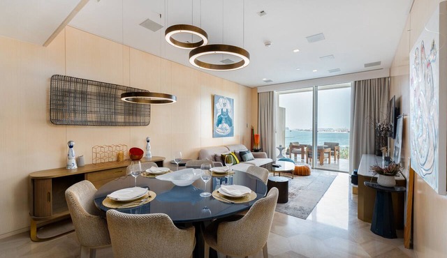Stylish Sea View Luxury at the FIVE Palm Jumeirah in Dubai