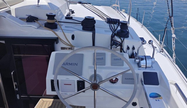 Sun-Kissed Sailing Adventure in Northern Croatia