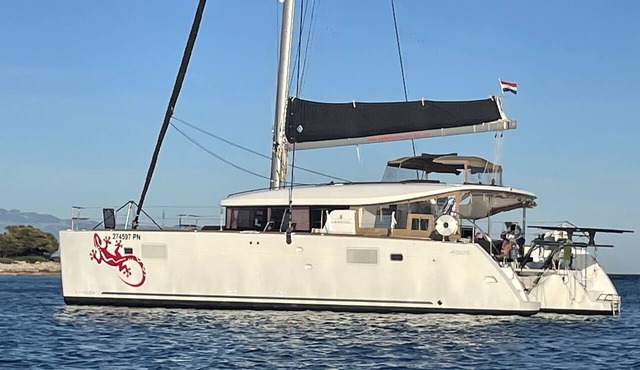Sun-Kissed Sailing Adventure in Northern Croatia in Punat