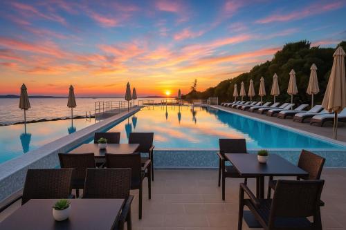 Sunny Resort apartment 1044 in Petrcane