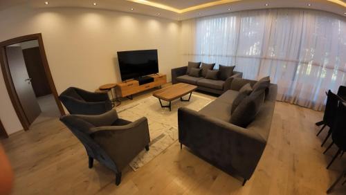Tarcin Luxury Villas in Čičke