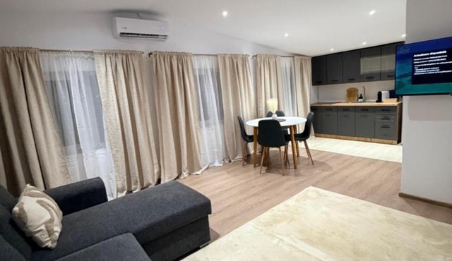 The Garden Hub Apartment 2 in Daia