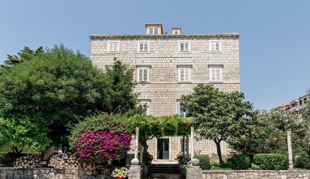 The Old Town Hostel-Villa Gradac