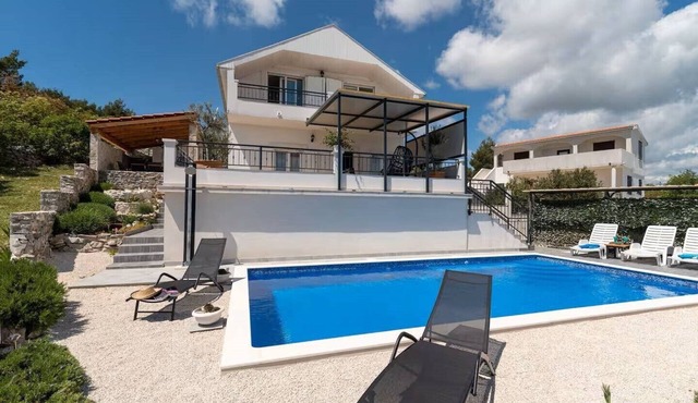 Three Bedroom Villa with Private Pool